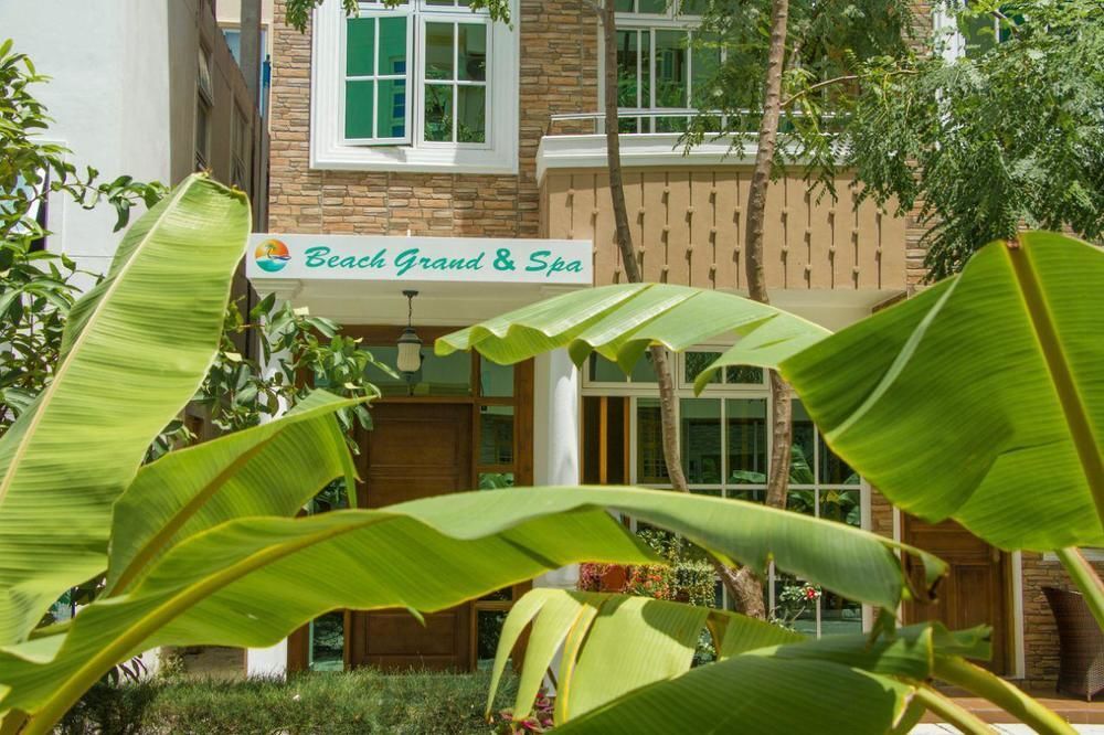 Beach Grand & Spa Premium Hotel Hulhumale Exterior photo