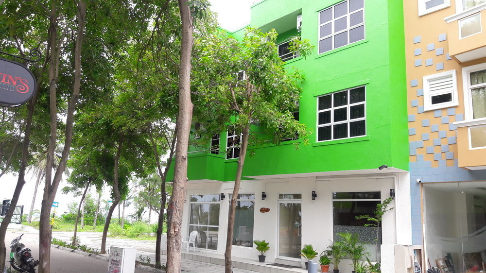 Beach Grand & Spa Premium Hotel Hulhumale Exterior photo