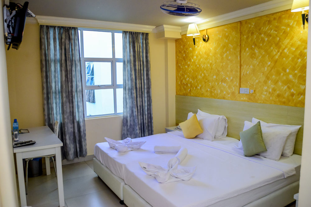 Beach Grand & Spa Premium Hulhumale Exterior photo