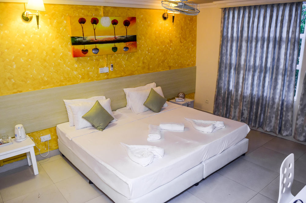 Beach Grand & Spa Premium Hotel Hulhumale Exterior photo